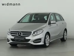 Polarsilber metallic Gebraucht 2017 Mercedes B200 Van / Kleinbus | 18.850 € (Fairer Preis)