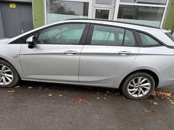 Grau Gebraucht 2019 Opel Astra Dynamic Kombi | 7.500 € (Superpreis)