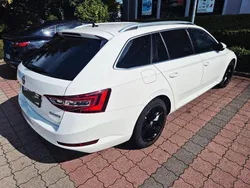 Weiß Gebraucht 2019 Skoda Superb LAURIN & KLEMENT Kombi | 13.200 € (Guter Preis)