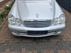 Silber Gebraucht 2004 Mercedes C220 Kombi | 2.399 €