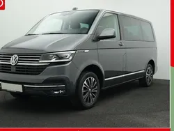 Grau Gebraucht 2023 VW Multivan Comfortline Van / Kleinbus | 62.950 € (Teuer)