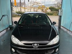 Schwarz Gebraucht 2007 Peugeot 206 Coupé | 2.300 €