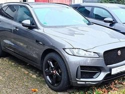 Grau Gebraucht 2018 Jaguar F-Pace R-Sport SUV | 18.418 € (Guter Preis)