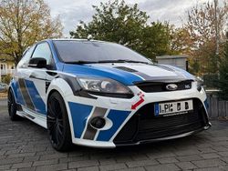 Weiß Gebraucht 2010 Ford Focus RS Limousine | 27.000 €