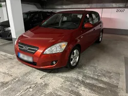 Rot Gebraucht 2008 Kia Ceed 2 Kleinwagen | 3.600 € (Guter Preis)