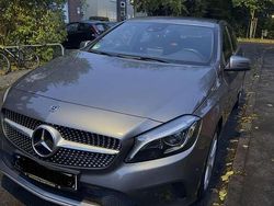 Grau Gebraucht 2017 Mercedes A180 Style Limousine | 13.000 € (Fairer Preis)