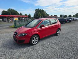 Rot Gebraucht 2012 Seat Altea Reference Van / Kleinbus | 7.950 € (Teuer)