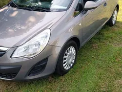 Grau Gebraucht 2012 Opel Corsa Selection | 3.485 € (Fairer Preis)