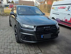 Grau Gebraucht 2019 Audi Q7 Ambiente SUV | 49.900 €