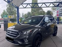Grau Gebraucht 2017 Ford Kuga ST-Line SUV | 14.950 € (Fairer Preis)