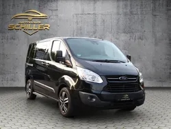 Schwarz Gebraucht 2015 Ford Tourneo Custom Van / Kleinbus | 16.999 € (Etwas zu teuer)