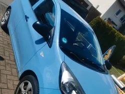 Blau Gebraucht 2011 Kia Picanto Attract Kleinwagen | 5.150 € (Etwas zu teuer)