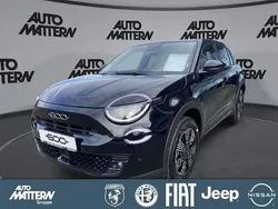 Schwarz Gebraucht 2025 Fiat 600 SUV | 23.490 € (Fairer Preis)