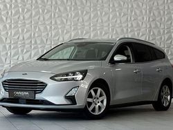 Silber Gebraucht 2020 Ford Focus Limousine | 11.990 € (Fairer Preis)