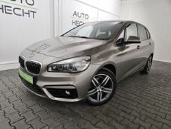 Silber Gebraucht 2015 BMW 220 Active Tourer Sport Line Van / Kleinbus | 9.800 € (Fairer Preis)