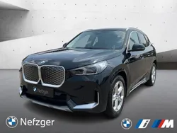 Black sapphire metallic Neu 2025 BMW iX1 Performance SUV | 67.600 €