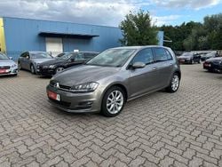 Grau Gebraucht 2015 VW Golf VII Highline Limousine | 13.990 € (Fairer Preis)