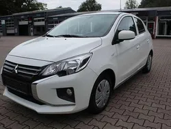 Weiß Gebraucht 2022 Mitsubishi Space Star Select | 11.690 € (Guter Preis)