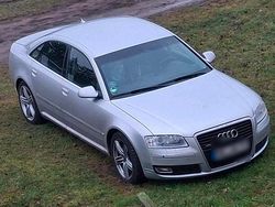 Silber Gebraucht 2004 Audi A8 Limousine | 4.850 € (Teuer)