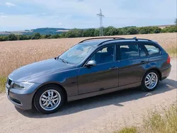 Grau Gebraucht 2007 BMW 320 Advantage Kombi | 5.500 € (Etwas zu teuer)