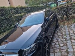 Schwarz Gebraucht 2018 Mercedes E220 Kombi | 18.800 € (Superpreis)