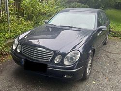 Schwarz Gebraucht 2004 Mercedes E200 Elegance Limousine | 4.250 € (Superpreis)