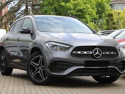 Grau Gebraucht 2021 Mercedes GLA250 AMG SUV | 31.999 € (Fairer Preis)