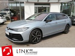 Silber (oyster silver metallic / grenadillschwarz met) Gebraucht 2025 VW Passat R-line Kombi | 42.850 € (Etwas zu teuer)