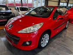 Rot Gebraucht 2010 Peugeot 207 CC Filou Cabrio | 4.990 € (Etwas zu teuer)