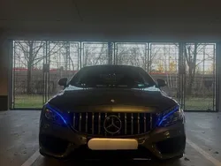 Grau Gebraucht 2016 Mercedes C400 AMG line Coupé | 30.500 € (Fairer Preis)