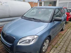 Satingrau metallic Gebraucht 2009 Skoda Fabia Classic Kleinwagen | 1.700 € (Guter Preis)