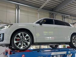 Weiß Gebraucht 2020 Audi Q2 S-Line SUV | 25.000 € (Fairer Preis)