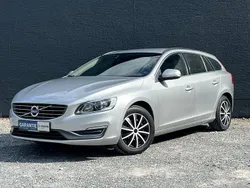Grau Gebraucht 2014 Volvo V60 Kombi | 11.500 € (Guter Preis)