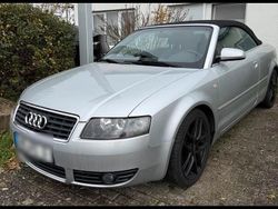 Silber Gebraucht 2002 Audi A4 Cabriolet Cabrio | 6.490 € (Teuer)