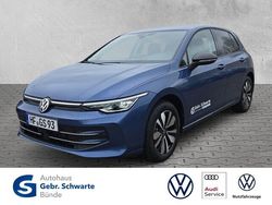 Blau Gebraucht 2025 VW Golf VIII Goal Limousine | 33.540 € (Guter Preis)