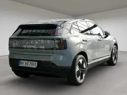 Grau (vapour grey) Gebraucht 2024 Volvo EX30 Plus SUV | 31.850 €