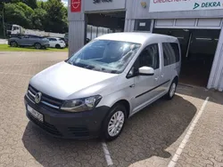 Silber Gebraucht 2016 VW Caddy Family Van / Kleinbus | 9.490 € (Etwas zu teuer)