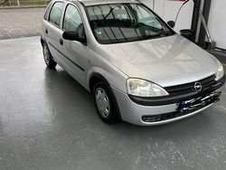 Grau Gebraucht 2001 Opel Corsa Kleinwagen | 1.899 € (Fairer Preis)