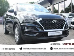 Phantom black / mic Gebraucht 2020 Hyundai Tucson Select SUV | 16.750 € (Guter Preis)