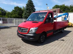 Rot, rot Gebraucht 2015 Mercedes Sprinter Van | 17.800 € (Teuer)