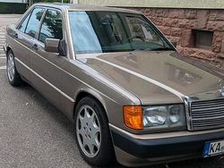 Braun Gebraucht 1991 Mercedes 190 Limousine | 3.700 €