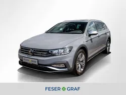 Mondsteingrau Gebraucht 2023 VW Passat Kombi | 33.950 € (Guter Preis)