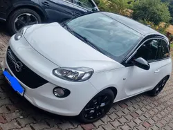Weiß Gebraucht 2017 Opel Adam Kleinwagen | 7.700 € (Guter Preis)