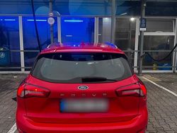 Rot Gebraucht 2020 Ford Focus Cool & Connect Kombi | 7.500 € (Fairer Preis)
