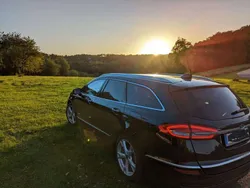 Schwarz Gebraucht 2020 Ford Mondeo Vignale Kombi | 21.500 € (Fairer Preis)