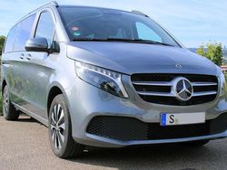 Grau Gebraucht 2023 Mercedes V250 Van / Kleinbus | 56.600 € (Fairer Preis)