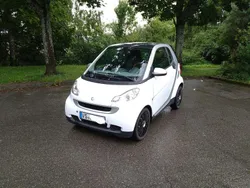 Weiß Gebraucht 2011 Smart ForTwo Coupé Pure Kleinwagen | 5.199 € (Etwas zu teuer)