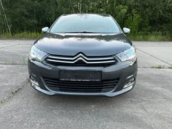 Grau Gebraucht 2013 Citroën C4 Limousine | 4.999 € (Fairer Preis)