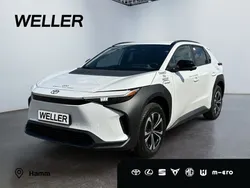 Weiss Gebraucht 2023 Toyota bZ4X Comfort SUV | 32.880 € (Fairer Preis)