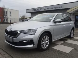 Silber brilliantsilber metallic (metallic) Gebraucht 2023 Skoda Scala Ambition Kleinwagen | 19.390 € (Fairer Preis)